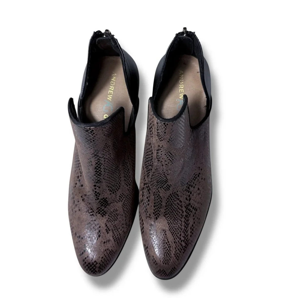 Andrew Geller Friona Booties Size 8M Snakeskin Print Block Heel Ankle Boots